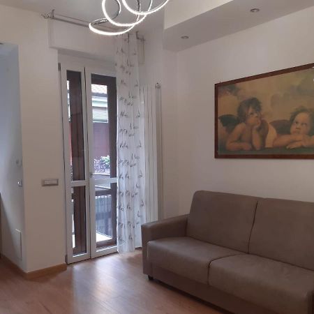 N&Ghomesweethome Raffaelloelegante Appartamento Ideale Casa Vacanze Affari Milán Exteriér fotografie