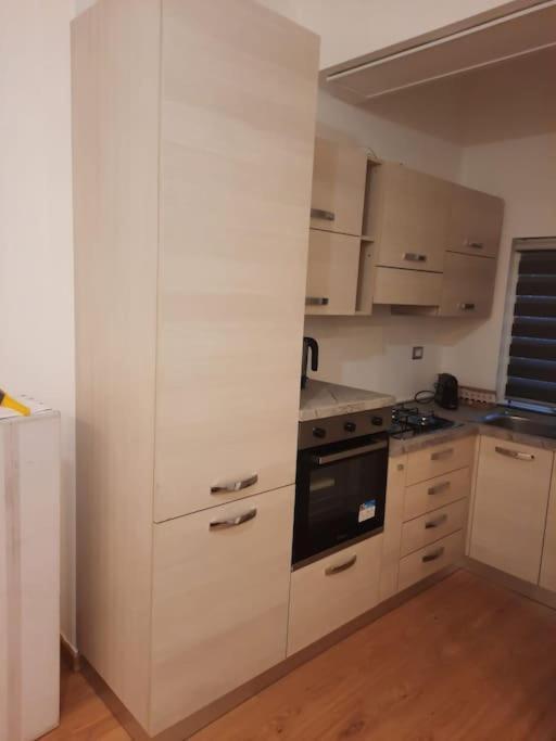 N&Ghomesweethome Raffaelloelegante Appartamento Ideale Casa Vacanze Affari Milán Exteriér fotografie